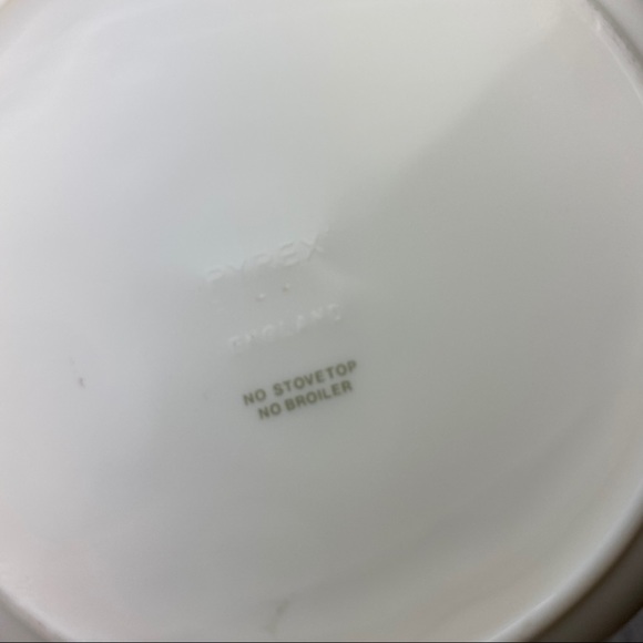 Pyrex from England - Picture 3 of 3